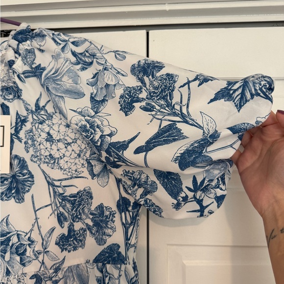 THML Blue and White Floral Dress - Picture 7 of 8
